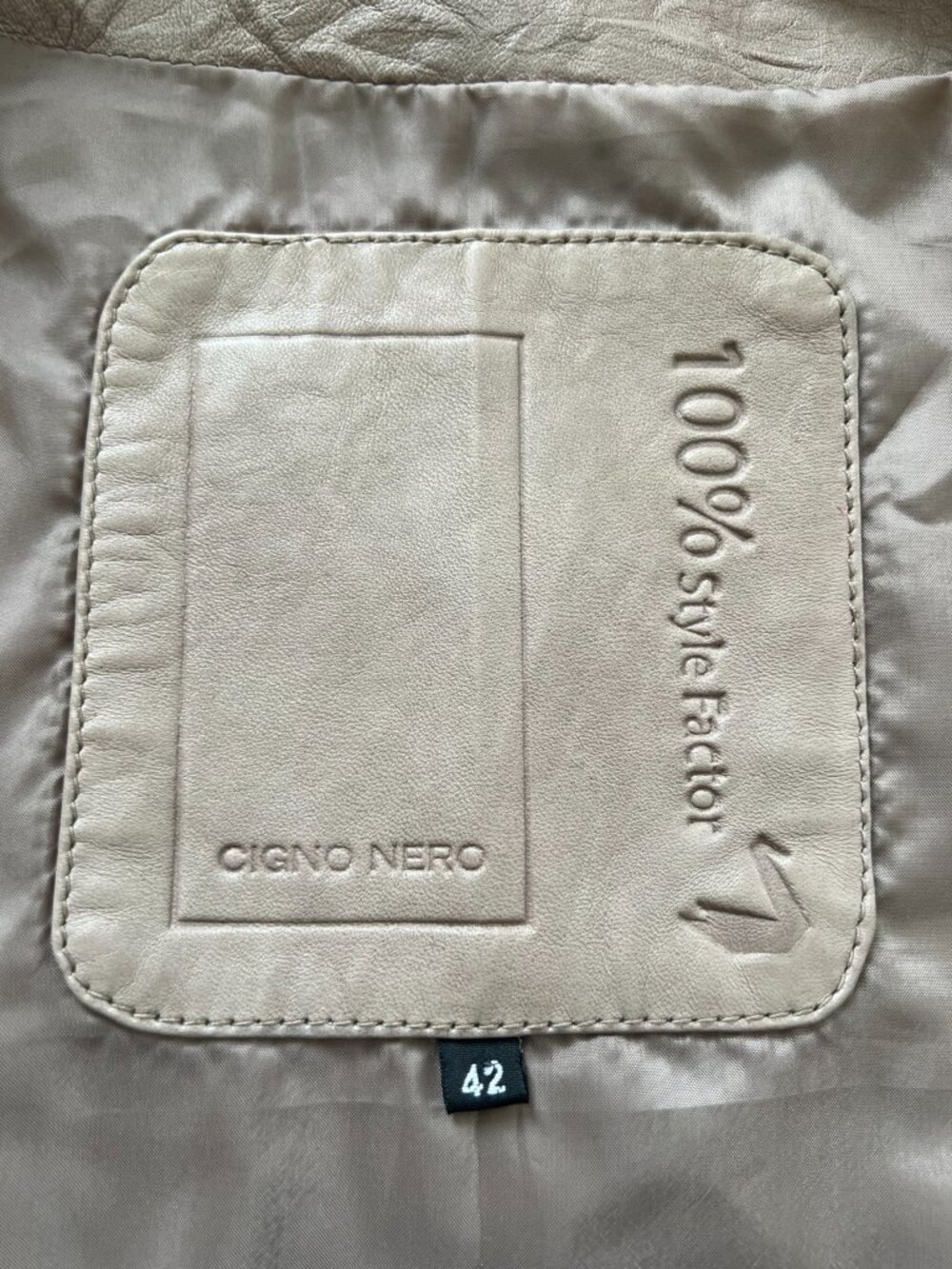 Cigno Nero Taupe Genuine Leather Moto Jacket Stretch Sleeve Panel Zip Front - Picture 4 of 5